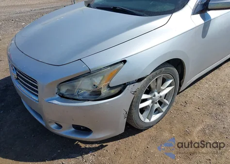 2010 Nissan Maxima 3.5 S z USA, uszkodzony, nr VIN 1N4AA5AP8AC856131